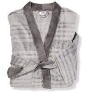 Ulta Mens  Plush Gray Robe OS